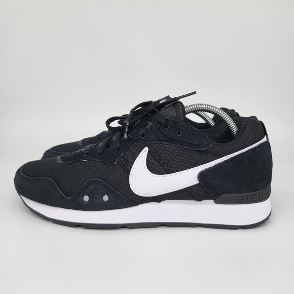 Nike Venture Runner Men's Running Shoes - Picture 1 of 7